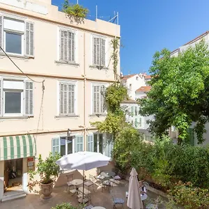 Forville Apartment